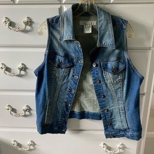 Jean Vest